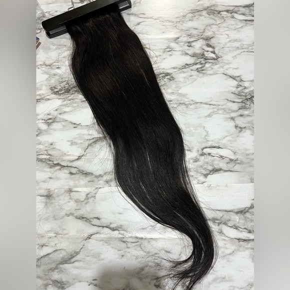 26 In Natural Black in Straight long Hair extensions Clip in Set 100% Human Hair - Picture 2 of 7